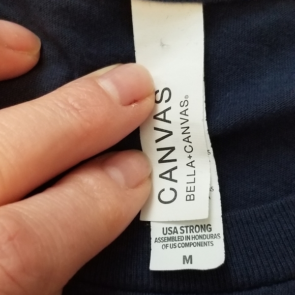 Tee Shirt~Medium - Picture 6 of 7